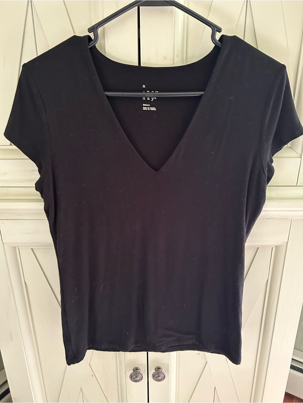 a new day Black V-Neck Short Sleeve Tee